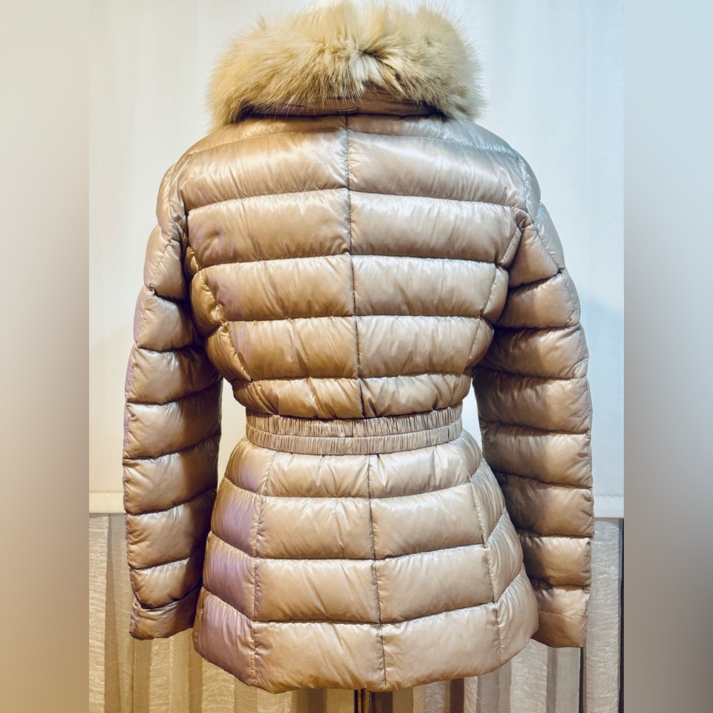 Herno Shimmering Gold Puffer Jacket with detachable Fox Fur Collar - Picture 4 of 16